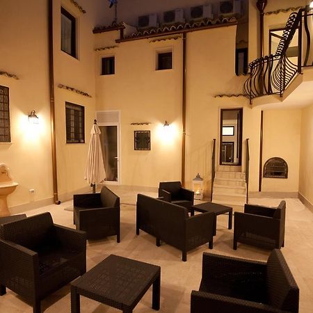 Italiana Resort Maniace Сиракуза Екстериор снимка