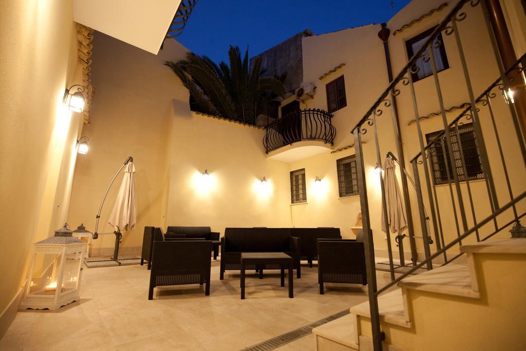 Italiana Resort Maniace Сиракуза Екстериор снимка